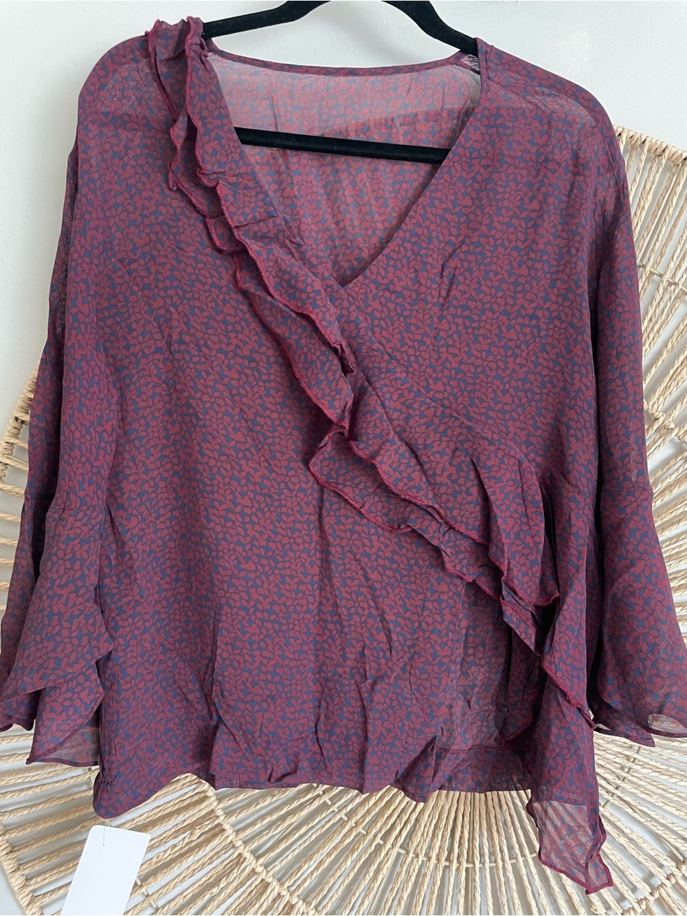Ruffled V-Neck Women's Top in Sheer Burgundy and Navy Print Size M